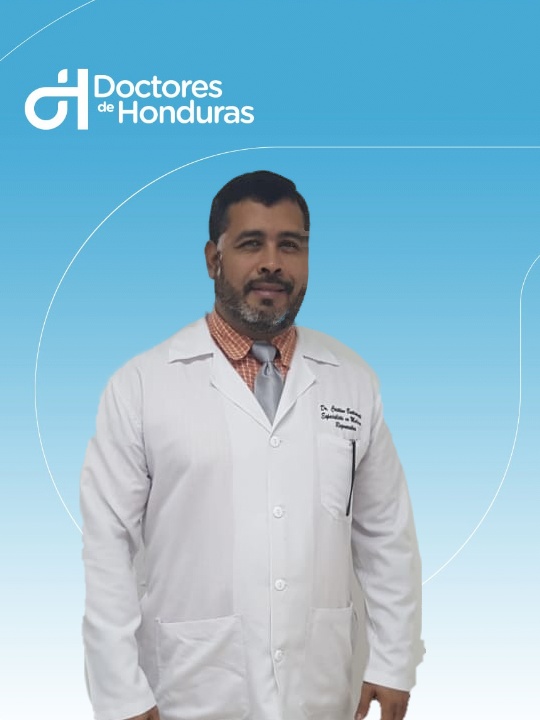 Dr. Cristian Bustamante