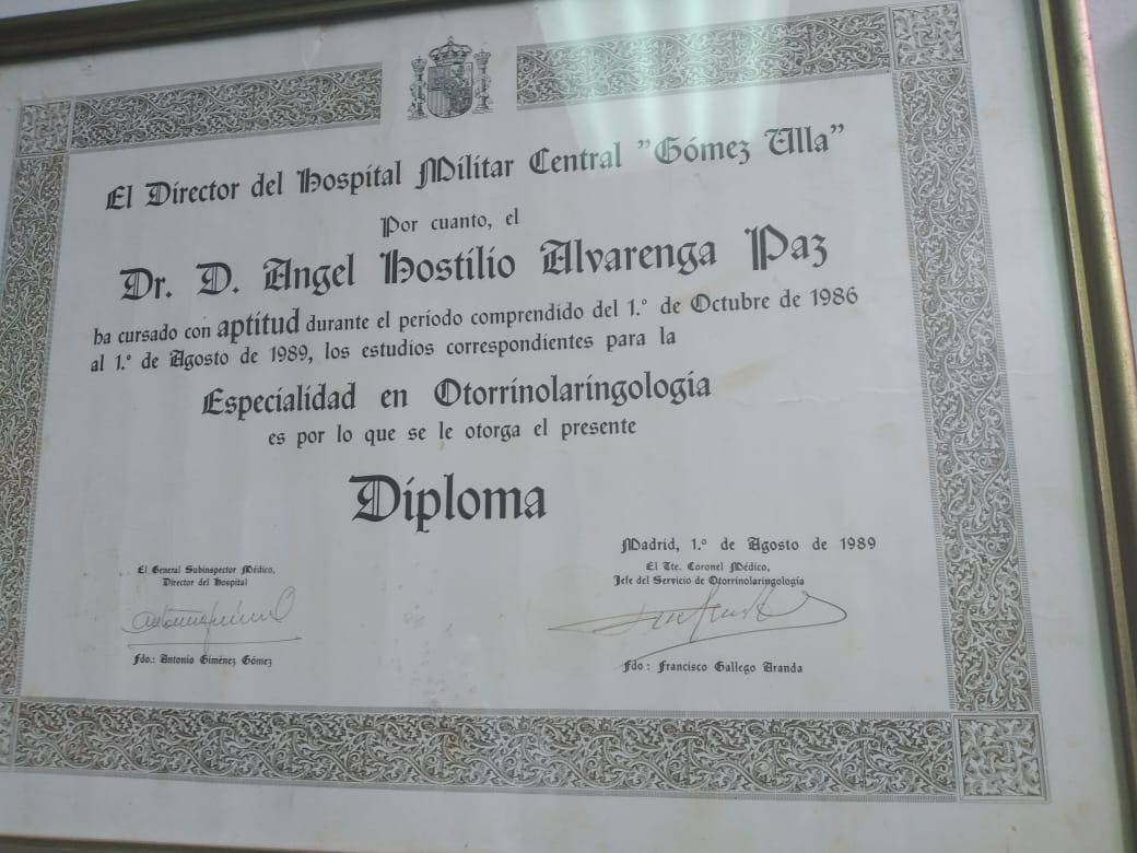 Diploma por Especialidad en Otorrinolaringología