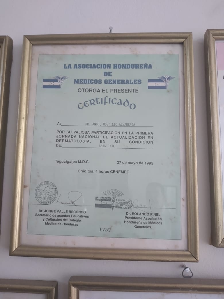 Diploma de Participación en la "Primera Jornada Nacional de Actualización en Dermatología"
